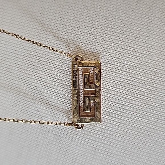 Givenchy Necklace - Picture 4 of 6